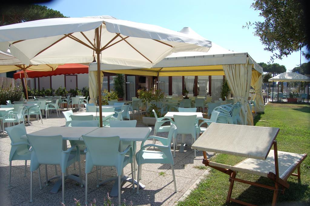 Camping I Melograni Marina Di Bibbona Exterior foto